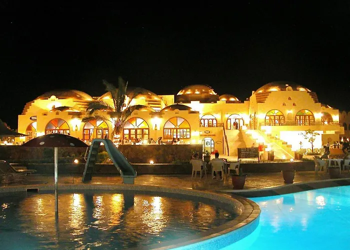 Bliss Abo Nawas Resort 4*