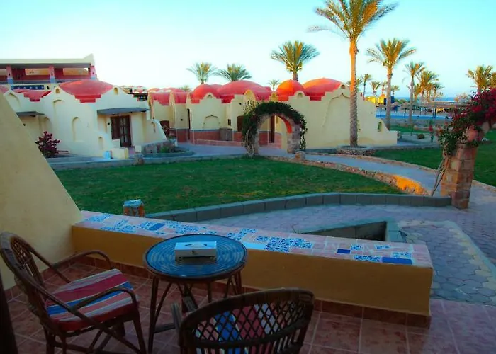 Resort Bliss Abo Nawas 4*